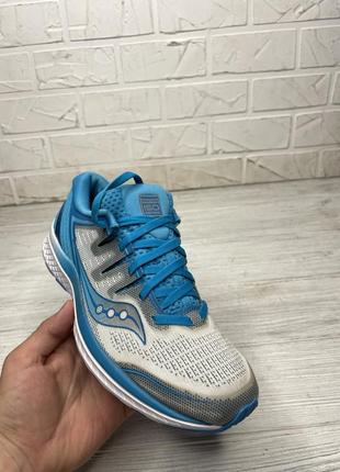 Кроссовки saucony