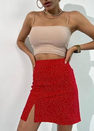 Красная юбка в горошек6 фото