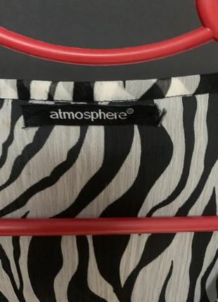 Пляжна туніка в чорно -білу полоску зебра