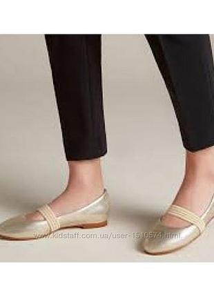 Р. 36,38  clarks кожаные туфли . оригинал