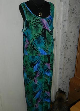 Трикотажное,натуральное,яркое,длинное платье-сарафан в тропические листики
