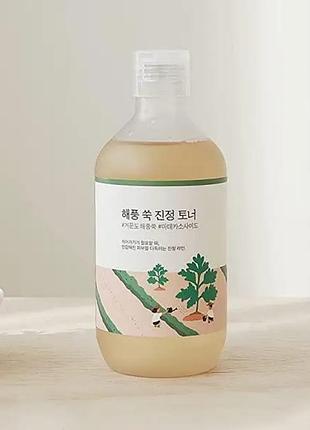 Заспокійливий тонер з морської полином round lab mugwort calming toner, 300 мл