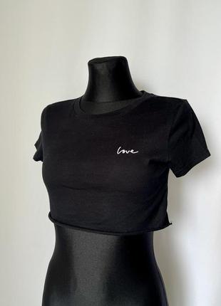 Топик h&m чёрный кроп топ с вышивкой love футболочка xs4 фото