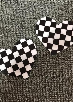 Стикини на грудь "сердечка", шахматная расцветка - размер 8см