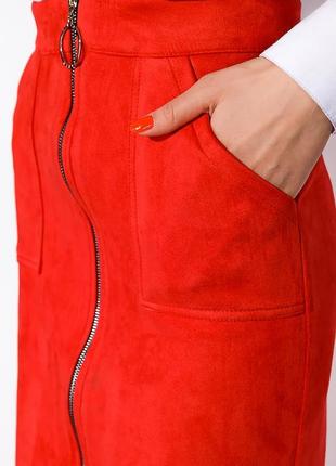 Шикарная красная женская юбка на молнии спереди замшевая юбка миди демисезонная юбка карандаш юбка-карандаш юбка из эко-замши4 фото