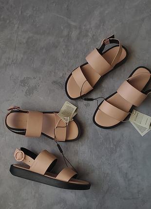 Босоніжки жіночі пудрові рожеві бежеві чорні сандал3 фото