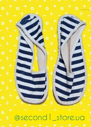 Літні сандалі oysho