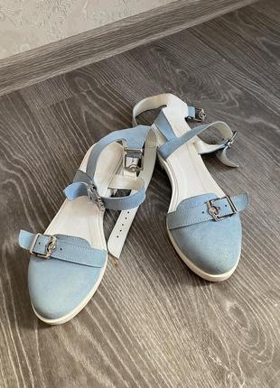 Босоножки 38 размер натуральный замш
