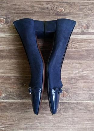 Туфли с острым носом agl attilio giusti leombruni. размер 39, 5. кожа.5 фото