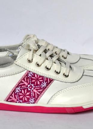 Шкіряні туфлі-кросівки для дівчаток тм b&g р. 34-39