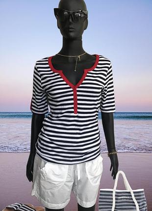Футболочка в смужку в морському стилі