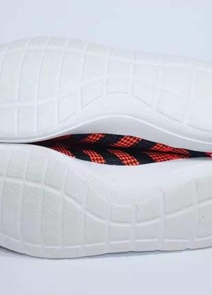 Яскраві кросівки adidas run3 фото