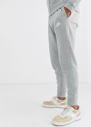 Спортивные штаны nike fleece club jogger1 фото