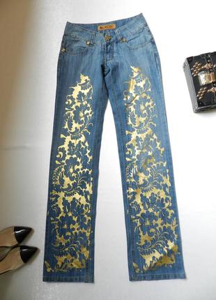 ✅ джинси нові із золотим напиленням в наявності розмір 25 піт 35 см побіди 43 см довжина 102 див. бренд2 фото