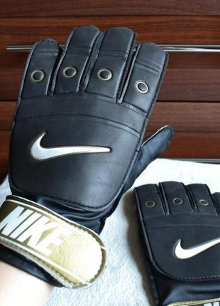 Nike вратарские перчатки.1 фото