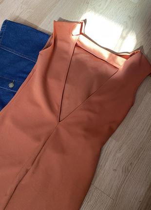 Сукня zara з відкритою спиною