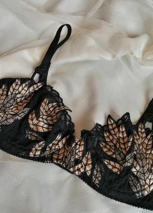 Гарненький бюстгальтер