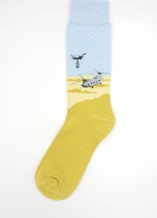 Патріотичні, стильні шкарпетки з принтом, малюнком вертоліта1 фото