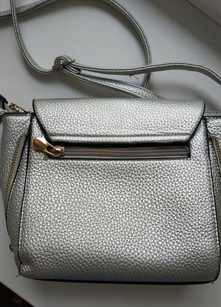 Сумка срібного кольору 6