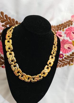 Кольє, біжутерія сша