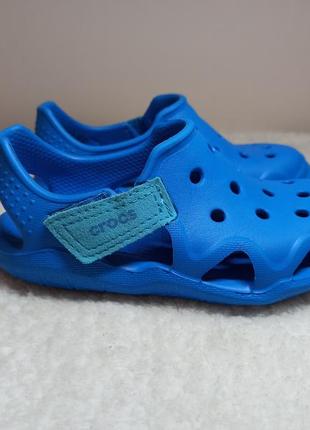 Сандалі босоніжки crocs c9 kids' swiftwater wave.