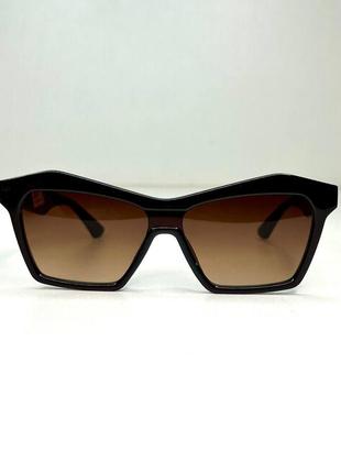 Солнцезащитные очки коричневые4 фото