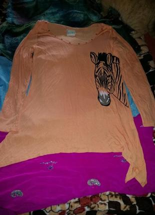 Яскрава туніка zebra
