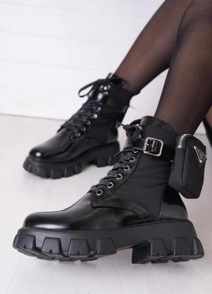 Женские ботинки демисезонные кожа на высокой подошве черные pra&da