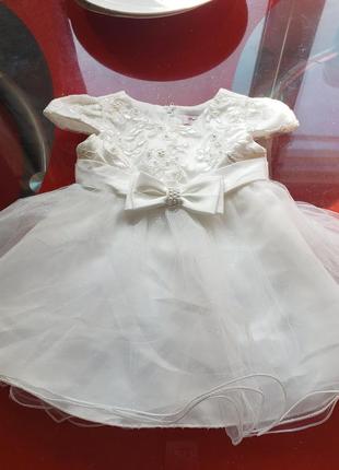 Pretty baby святкова сукня на дівчинку 9-12-18 м 74-80-86 см біла пишна нова