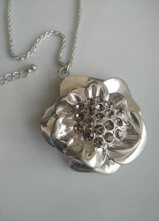 Підвіска ланцюжок і кулон квітка з кристалами метал під срібло2 фото