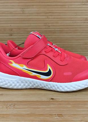 Кросівки nike revolution розмір 33 (21 см.)