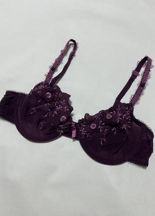 Бюстгальтер lingerie