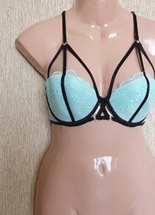 Красивый , сексуальный бюстгальтер с кружевом от ann summers, оригинал2 фото