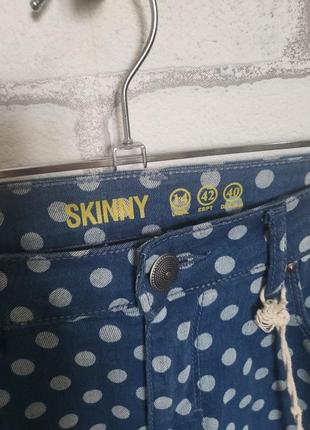 Тонкие джинсы skinny в горошек6 фото