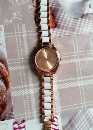 Годинник yves rosher