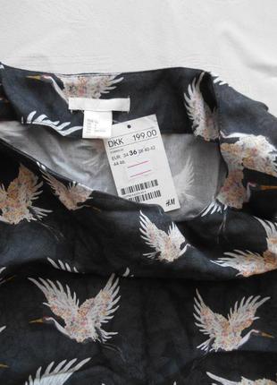 Блузка с завязками на рукавах принт птицы журавли8 фото