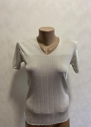 Жіноча кофточка футболка в ідеальному стані