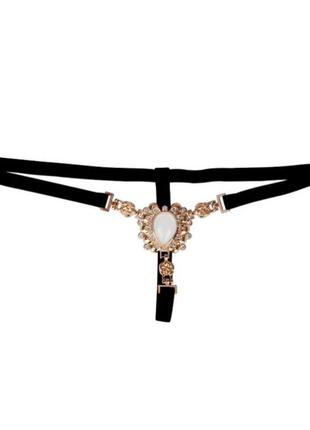 Эротические стринги с ожерельем черные - размер универсальный (на резинке)