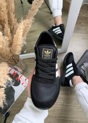 Жіночі кросівки adidas iniki3 фото