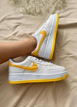 Nike air force 1 white yellow logo
женские кроссовки найк аир форс6 фото