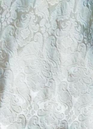 Белое платье (ткань с тиснением) на спине шнуровка5 фото