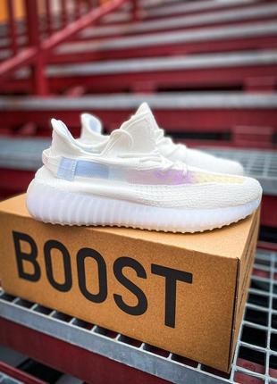 Чоловічі кросівки adidas yeezy boost 350 v2 chameleon знижка sale