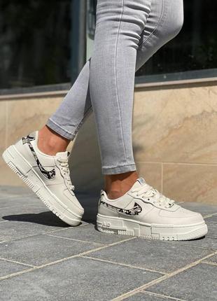 Кросівки жіночі nike air force 1 pixel se snakeskin