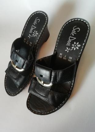 Нові шльопанці, босоніжки з натуральної шкіри (sole diva) - 38 р.