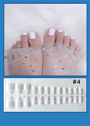 Накладні нігті для педикюру (для пальців ніг)5 фото