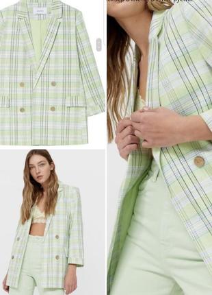 Пиждак в клетку из новой коллекции stradivarius размер xs,m,l