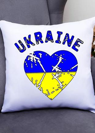 Подушка декоративна з принтом "heart of ukraine"