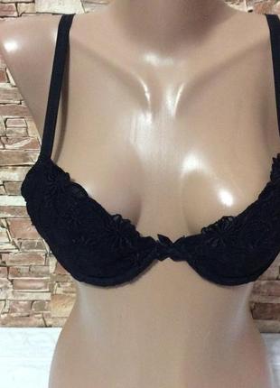 Бюстгальтер на мягком поролоне лиф на косточках р.70а