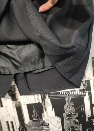 Классическая прямая юбка черного цвета7 фото