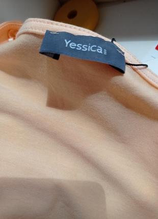 Yessica. персиковая базовая футболка.2 фото